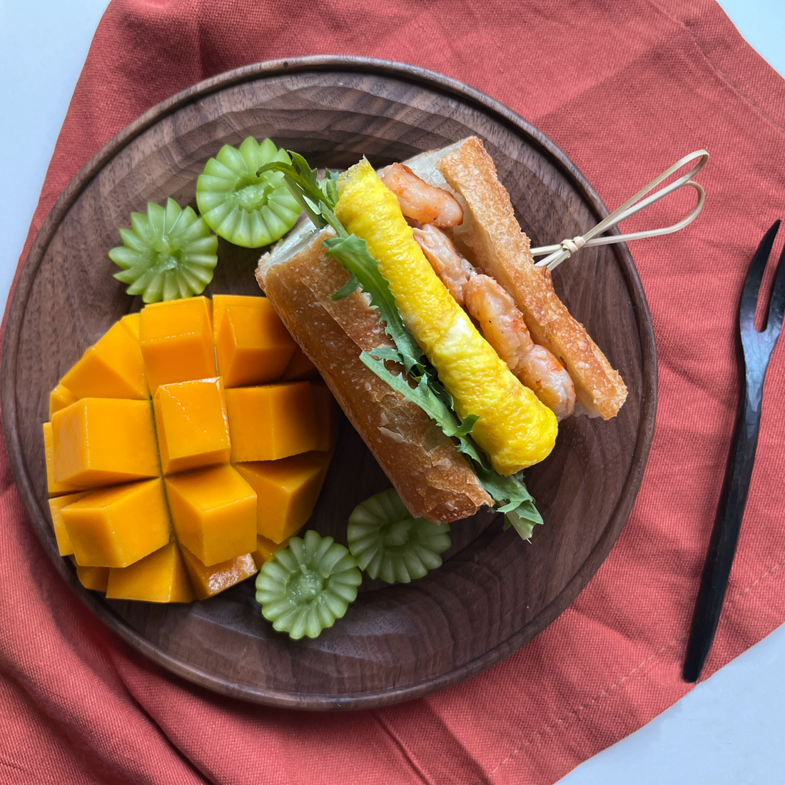 How Wooden Trays Can Transform The Look of Your Cafe