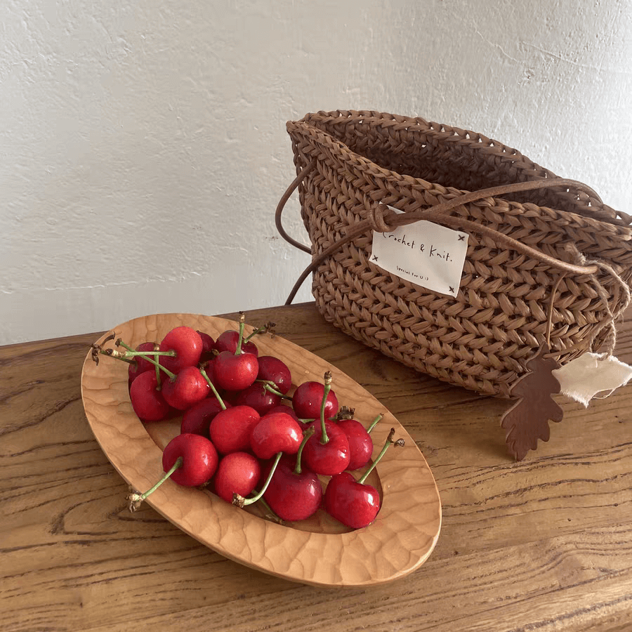 How Do You Treat a Wooden Serving Tray?