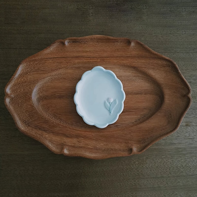 Assiette à dentelle en bois sculpté vintage