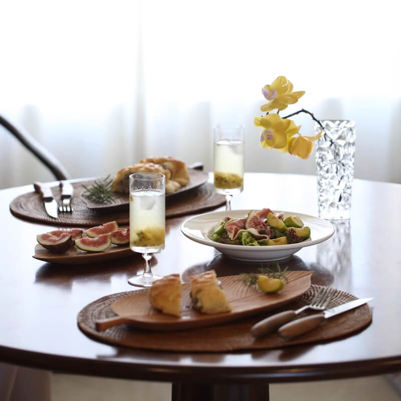 leaf shaped decorative wooden plate