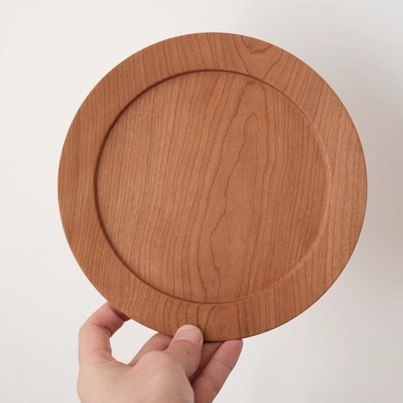 round-wood-plates