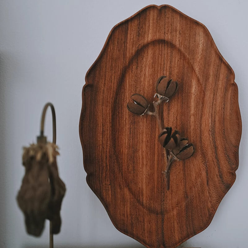 Assiette à dentelle en bois sculpté vintage